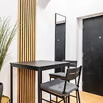 Apartman Contemporary & Historic - Piata Romana *