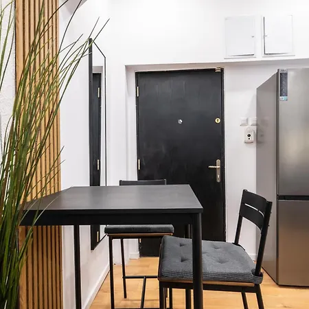Contemporary & Historic - Piata Romana Apartament Bukareszt