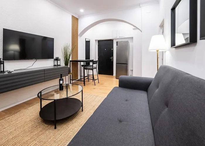 Contemporary & Historic - Piata Romana Bucharest