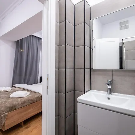 Appartamento Contemporary & Historic - Piata Romana Bucarest